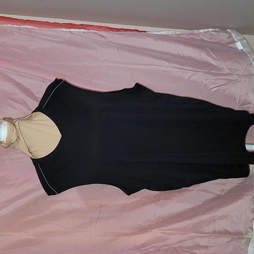 Muscle TEE